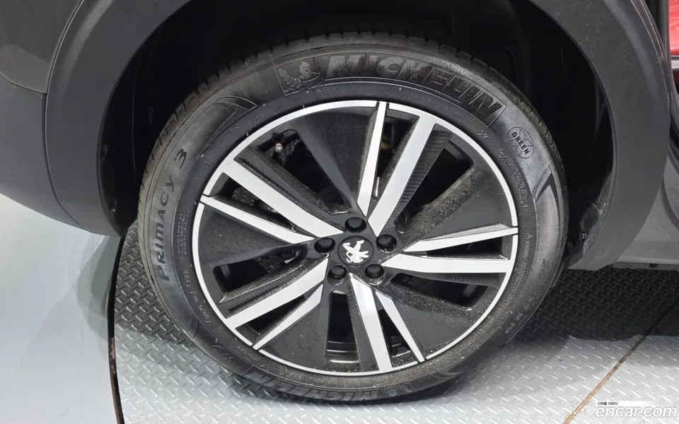Peugeot 5008 1.2 Pure Tech GT 2024 — миниатюра 2