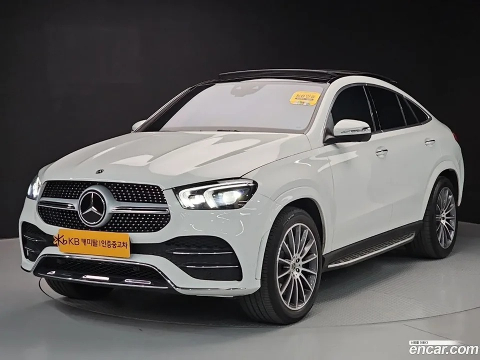 Mercedes-Benz GLE-Class GLE400d 4MATIC 2023 — фото 1, купить с доставкой в Москву