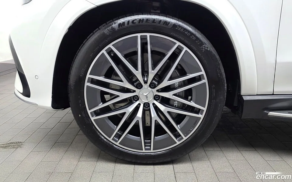 Mercedes-Benz GLE-Class AMG GLE53 4MATIC+ 2024 — миниатюра 5