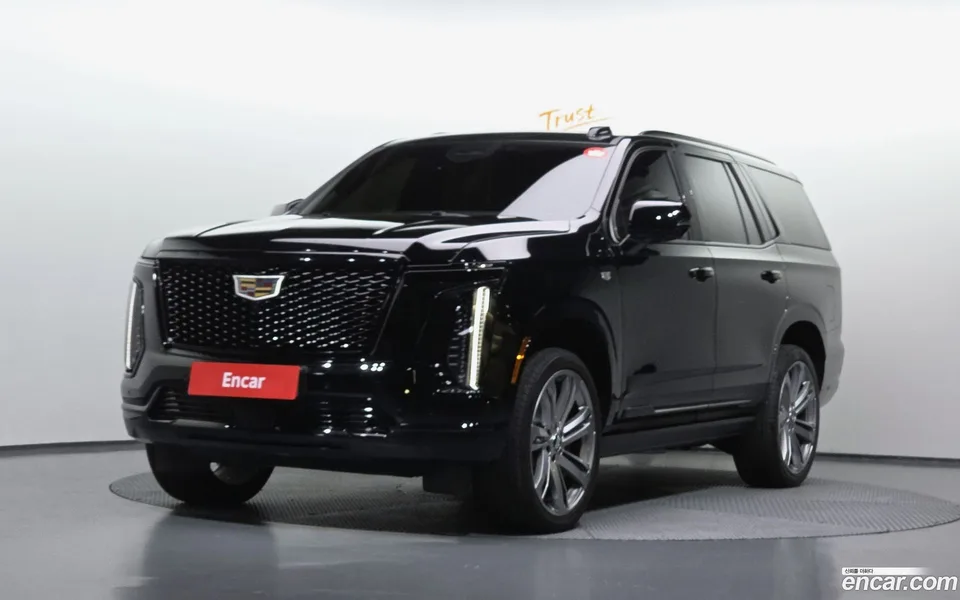 Cadillac Escalade 6.2 2025 — фото 1, купить с доставкой в Москву