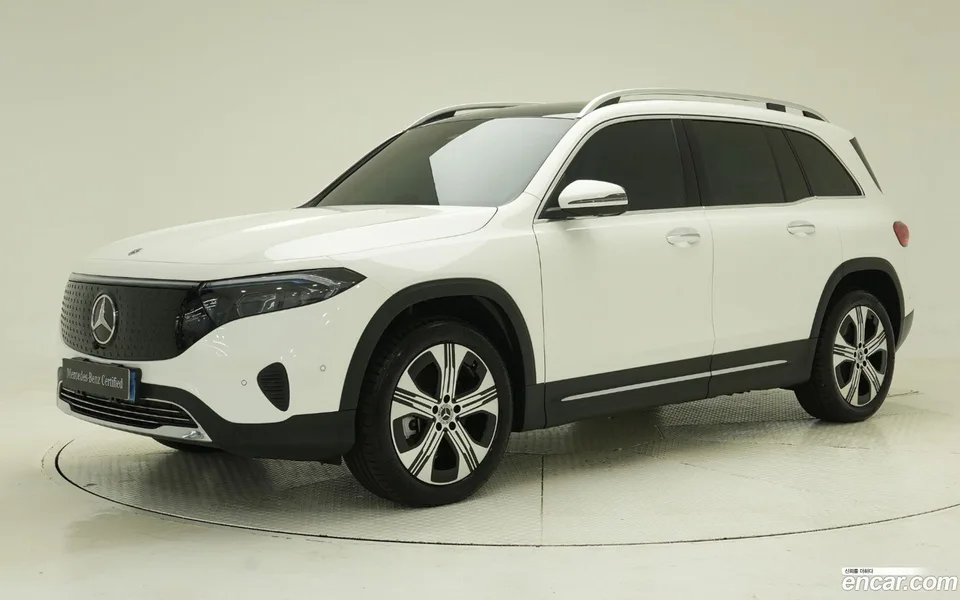 Mercedes-Benz EQB 2025