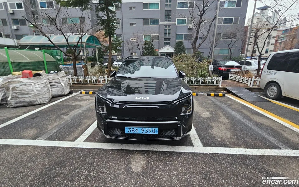 Kia EV5 2WD 2026 — photo 1, buy with delivery to Moscow