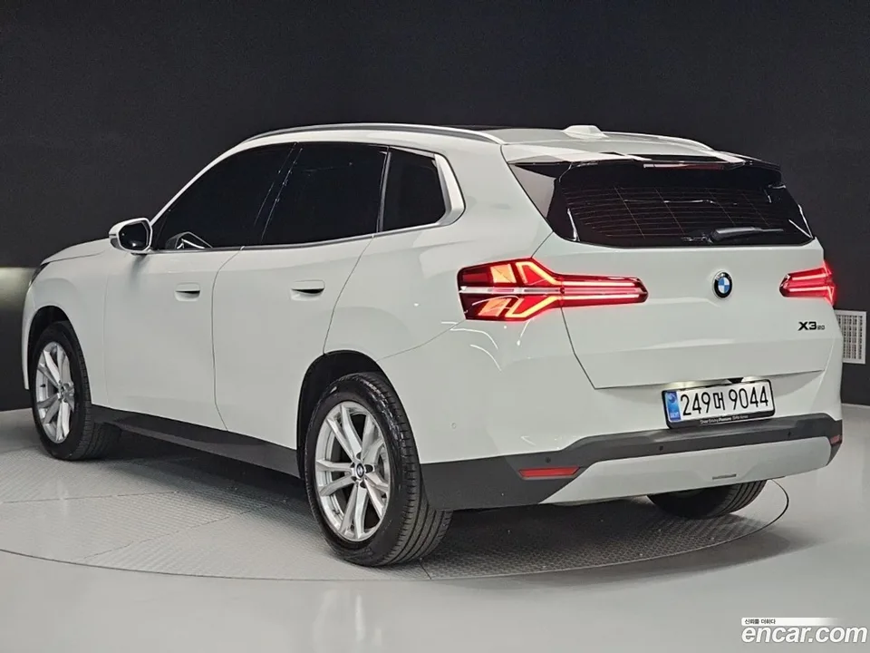 BMW X3 xDrive 20 2025 — миниатюра 3