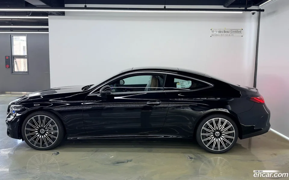 Mercedes-Benz CLE-Class CLE450 4MATIC 2025 — thumbnail 2