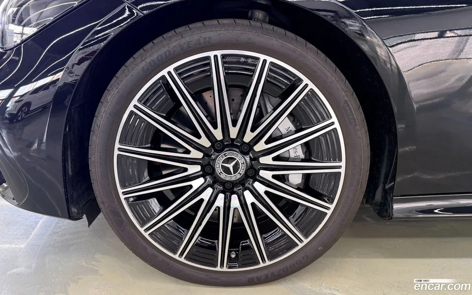 Mercedes-Benz CLE-Class CLE450 4MATIC 2025 — thumbnail 5