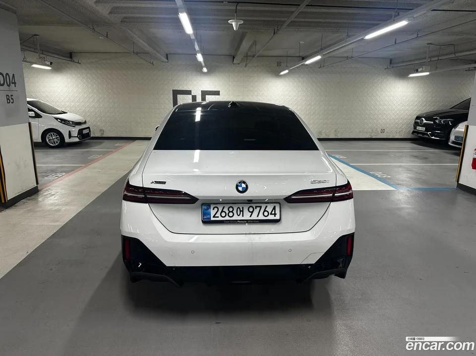 BMW 5 Series 530i xDrive M 2025 — миниатюра 4