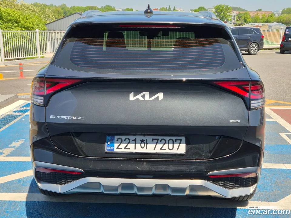 Kia Sportage Hybrid 2WD 2024 — миниатюра 4