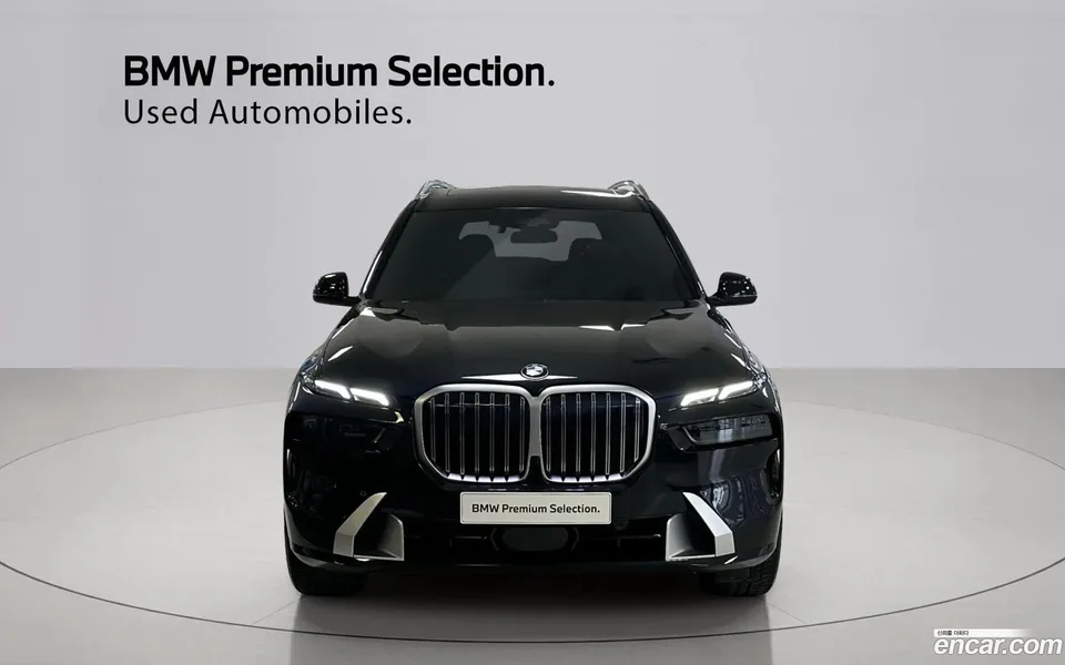 BMW X7 xDrive 40i 6 2025 — миниатюра 3
