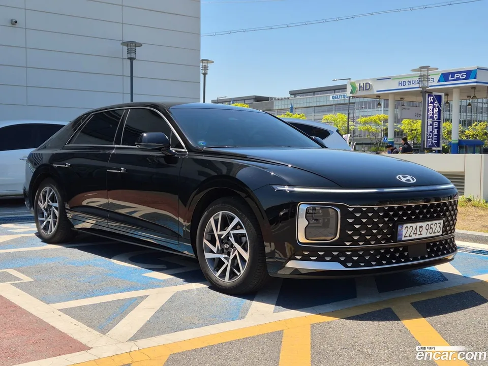 Hyundai Grandeur Hybrid 2024 — фото 1, купить с доставкой в Москву