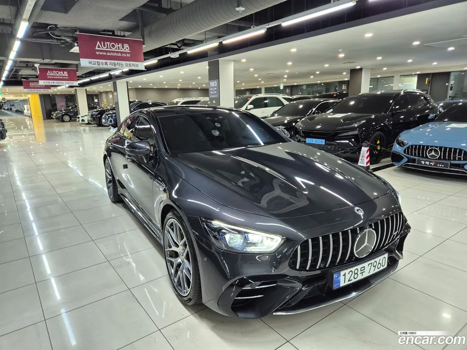 Mercedes-Benz AMG GT 4 43 4MATIC+ 2023 — фото 1, купить с доставкой в Москву