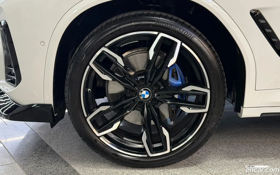 BMW X4 xDrive M40i 2024 — thumbnail 5