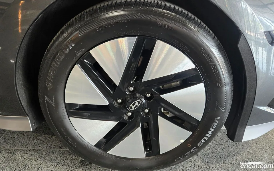 Hyundai Ioniq 6 2023 — миниатюра 2