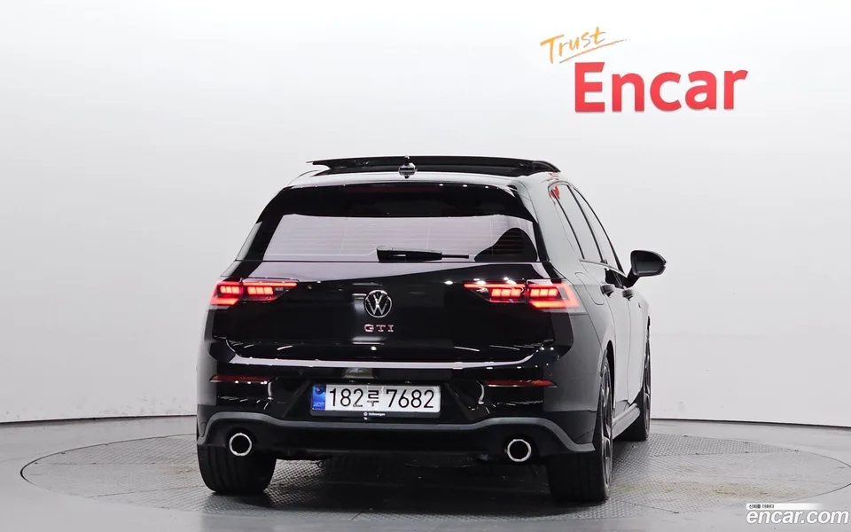 Volkswagen Golf 2.0 GTI 2025 — миниатюра 4