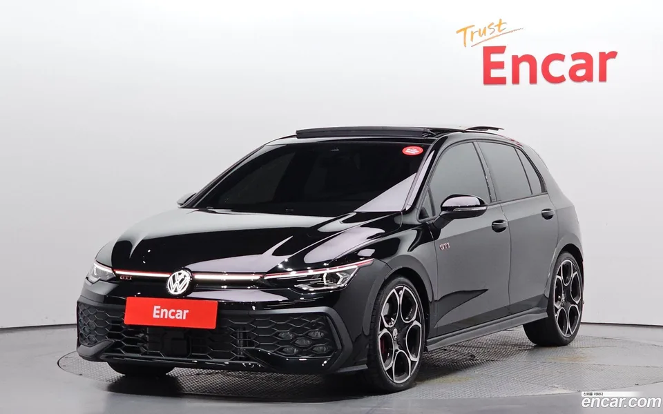Volkswagen Golf 2.0 GTI 2025 — фото 1, купить с доставкой в Москву