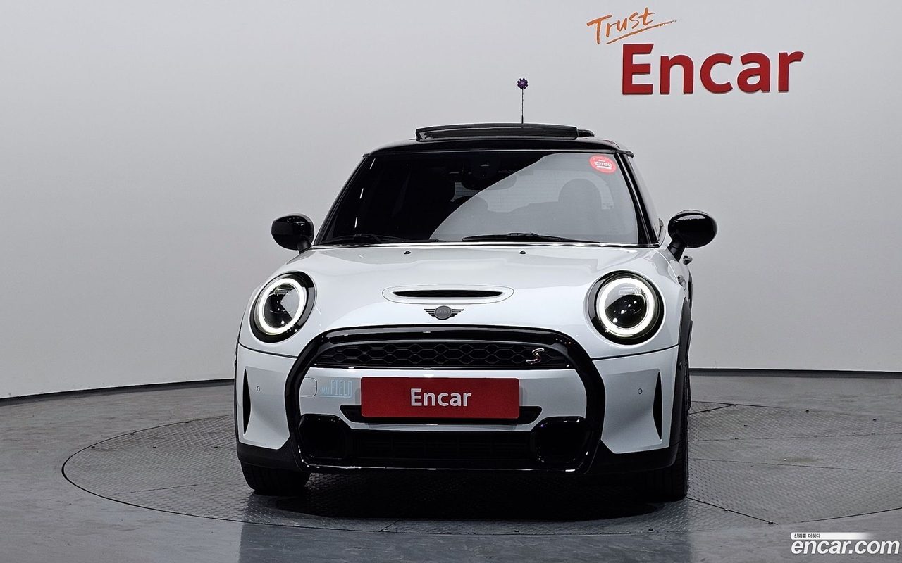 MINI Cooper S 2024 — 3