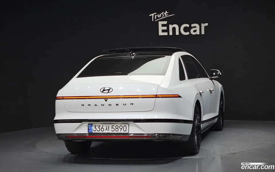 Hyundai Grandeur Hybrid 2023 — миниатюра 4