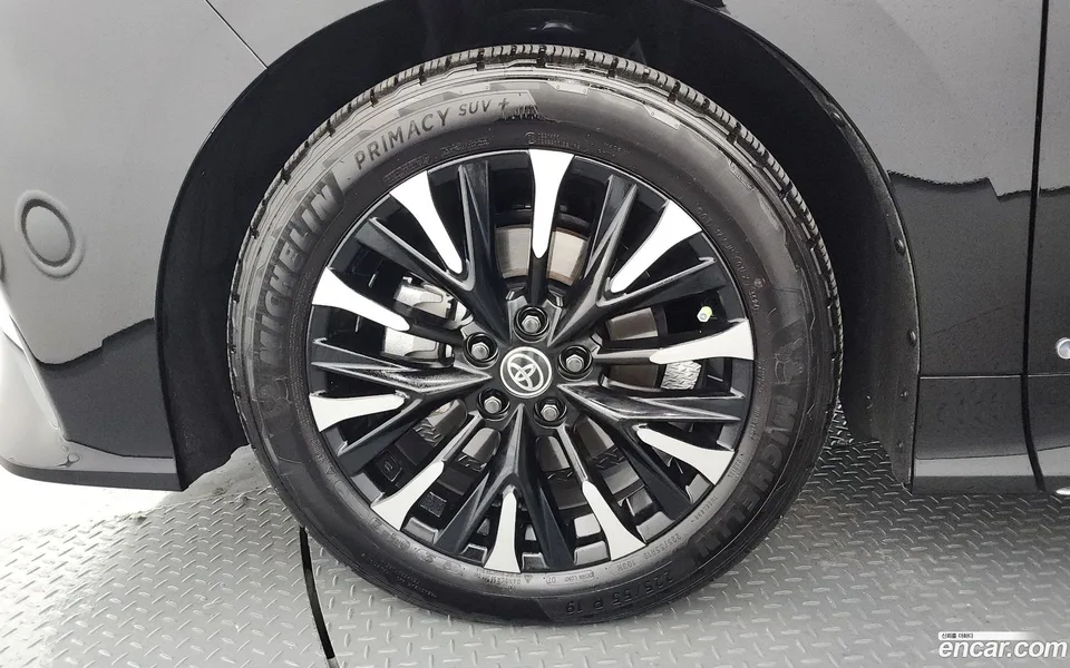 Toyota Alphard 2.5 HEV AWD 2024 — миниатюра 2