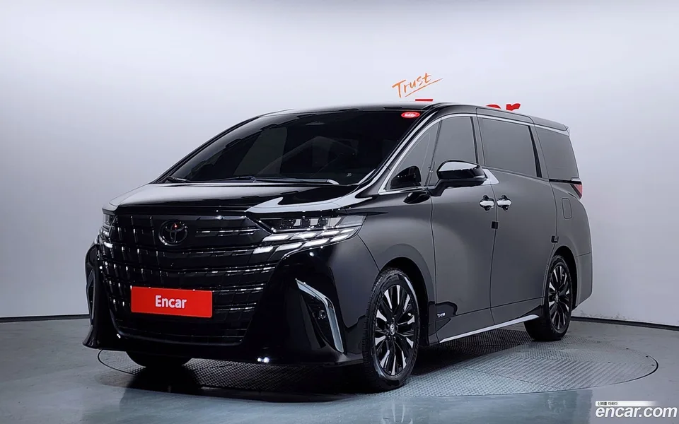 Toyota Alphard 2.5 HEV AWD 2024 — фото 1, купить с доставкой в Москву