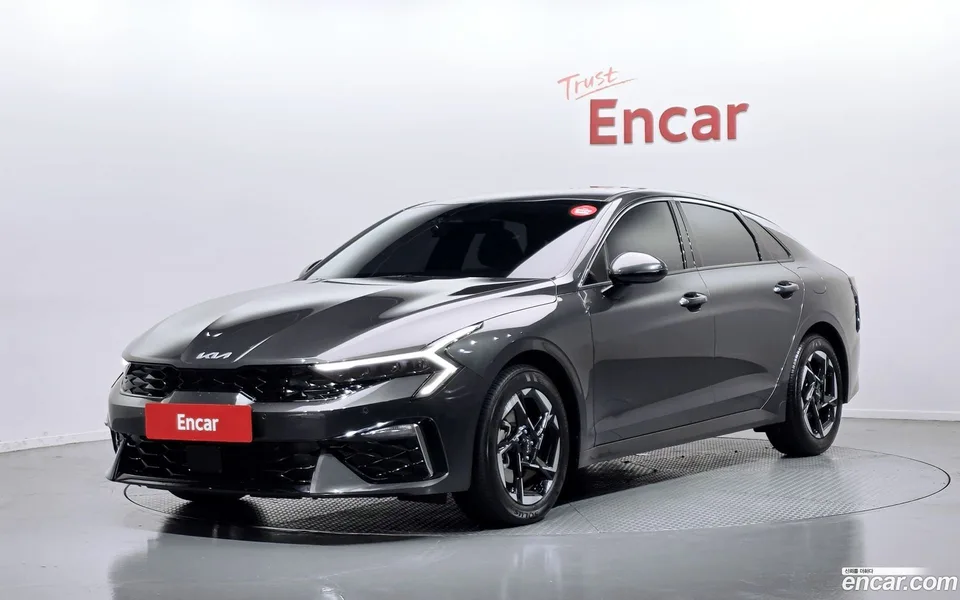 Kia K5 2.0 2024 — фото 1, купить с доставкой в Москву