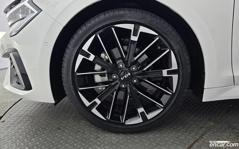 Kia K5 1.6 2023 — миниатюра 5