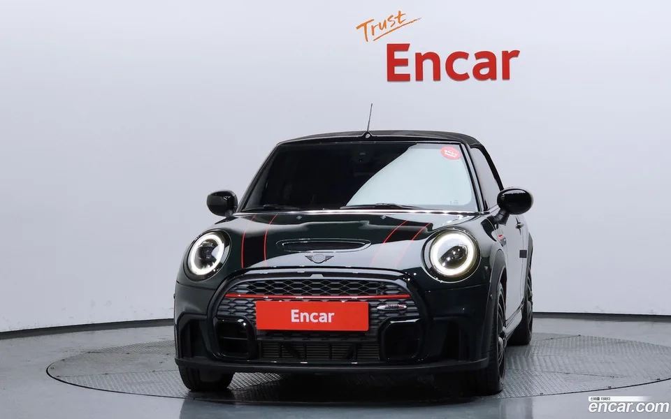 MINI Cooper S Convertible JCW 2022 — миниатюра 3