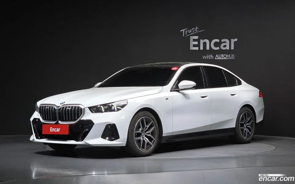 BMW 5 Series 2025