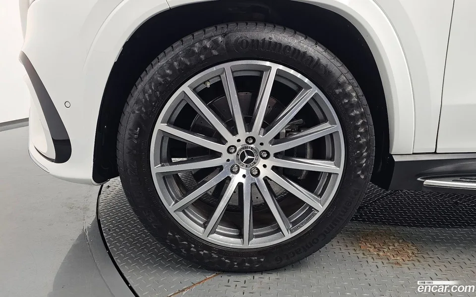 Mercedes-Benz GLS-Class GLS450 4MATIC 2024 — миниатюра 5
