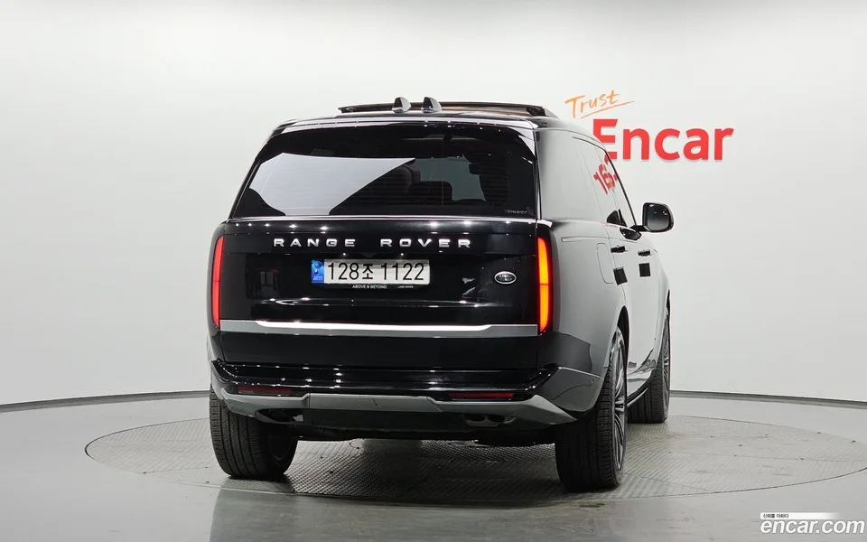 Land Rover Range Rover P530 AB LWB 2023 — миниатюра 4