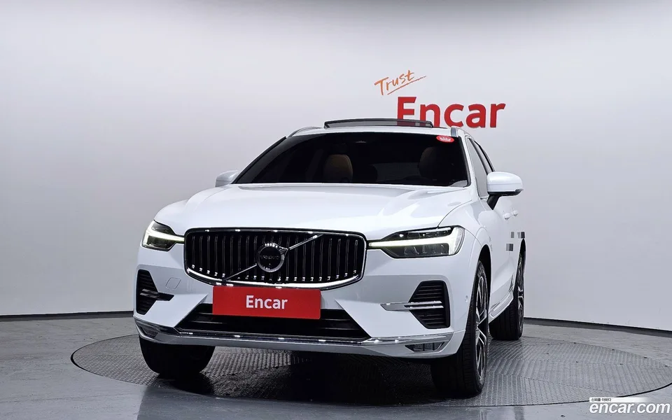 Volvo XC60 B6 2023 — миниатюра 3