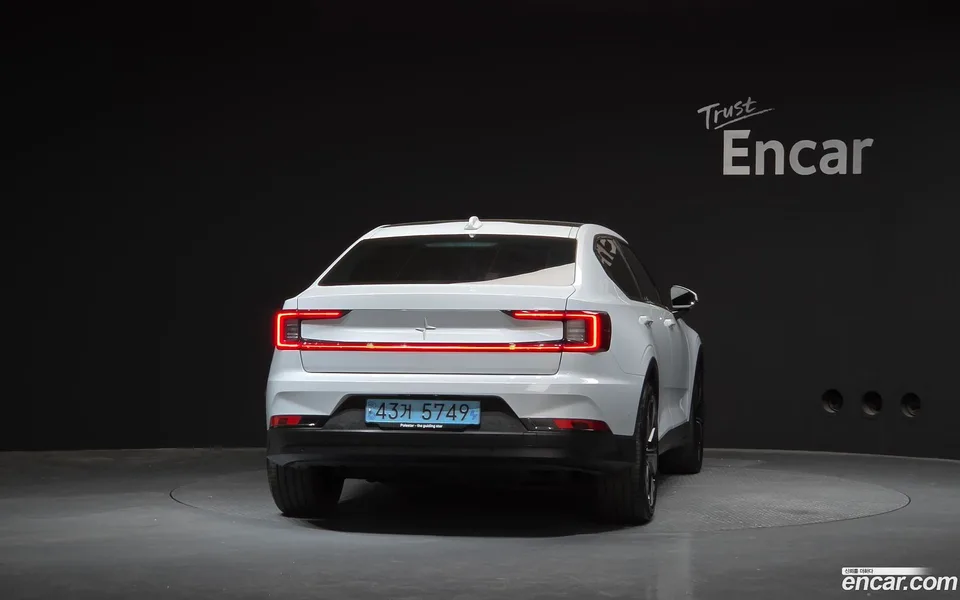 Polestar Polestar 2 2022 — миниатюра 4