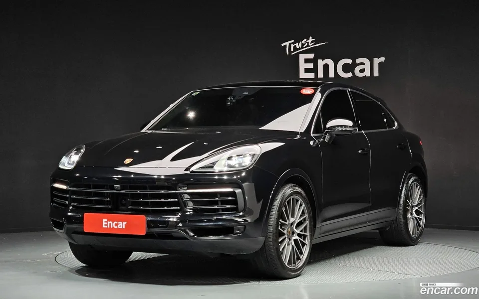 Porsche Cayenne 3.0 2022 — фото 1, купить с доставкой в Москву