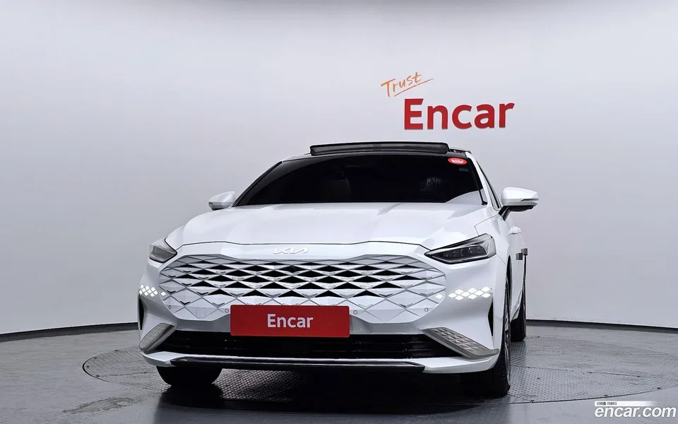 Kia K8 Hybrid 2023 — миниатюра 3