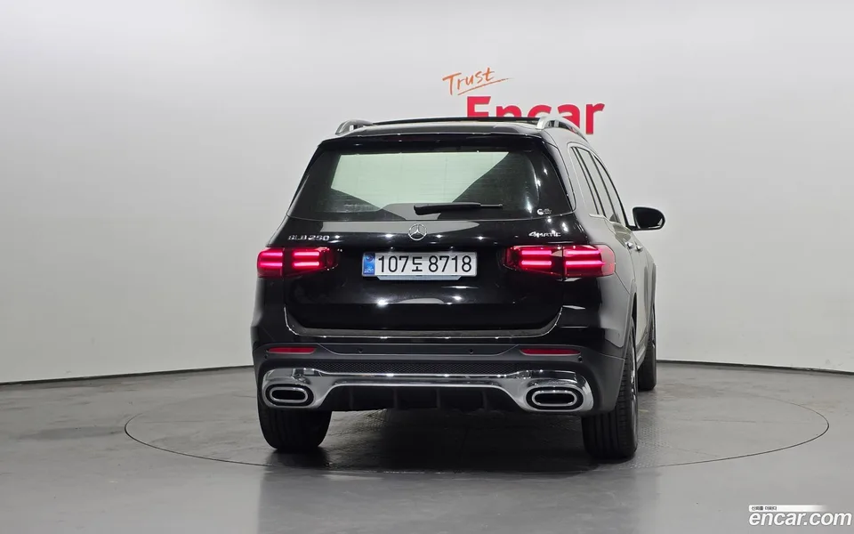 Mercedes-Benz GLB-Class GLB250 4MATIC 2025 — миниатюра 4