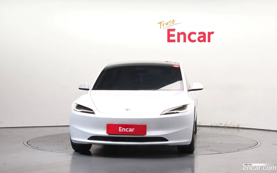 Tesla Model 3 RWD 2024 — миниатюра 3