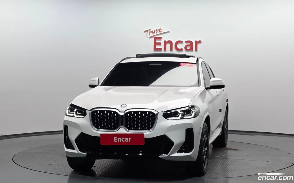 BMW X4 xDrive20i M 2024 — миниатюра 3