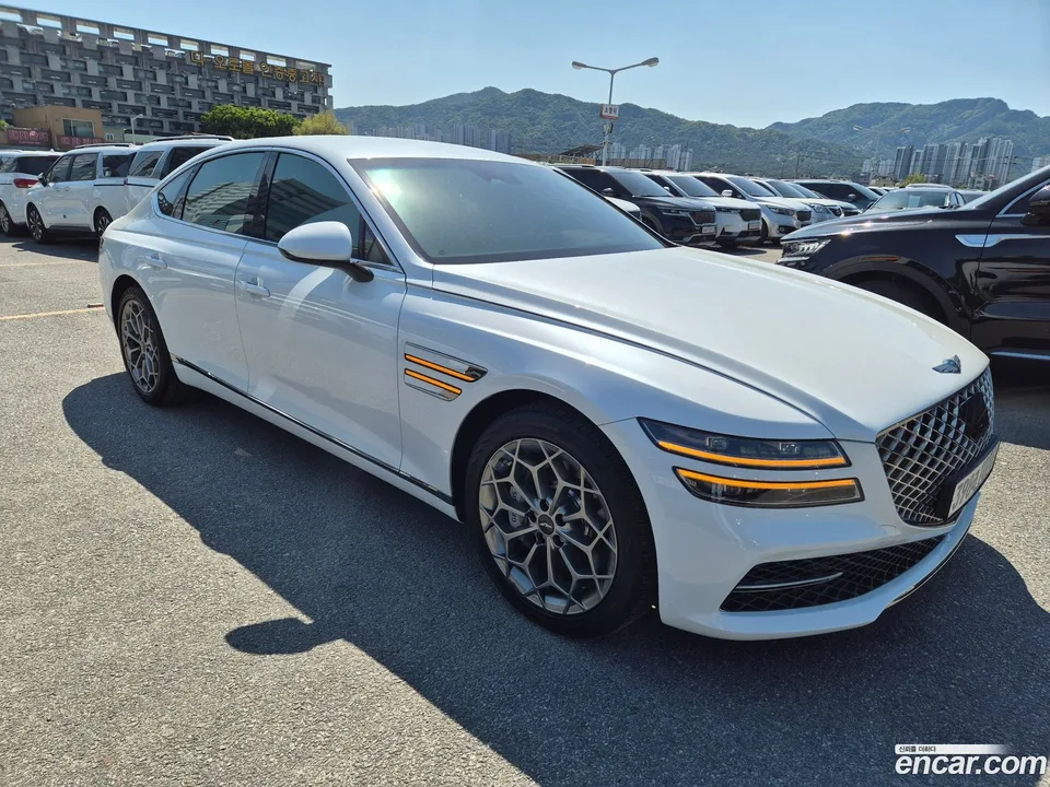 Genesis G80 2.5 AWD 2023 — миниатюра 3