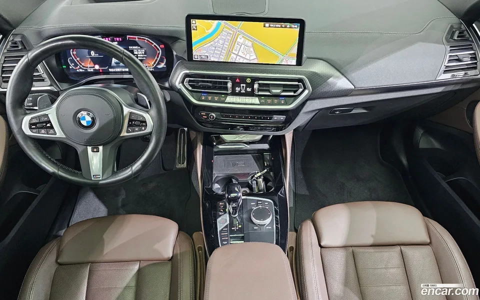 BMW X4 xDrive20i M 2023 — фото 1, купить с доставкой в Москву