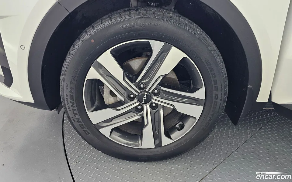 Kia Sorento HEV 1.6 2WD 2023 — миниатюра 2