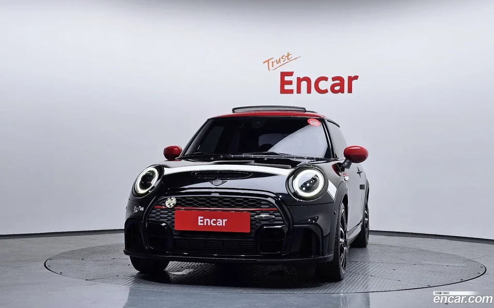 MINI Cooper S JCW 2023 — thumbnail 3