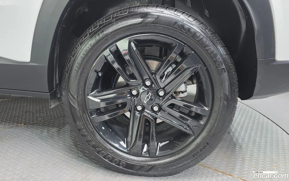 Chevrolet Trax Crossover 1.2 ACTIV 2023 — миниатюра 2