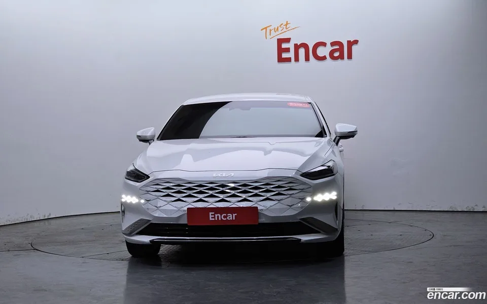 Kia K8 Hybrid 2022 — миниатюра 3