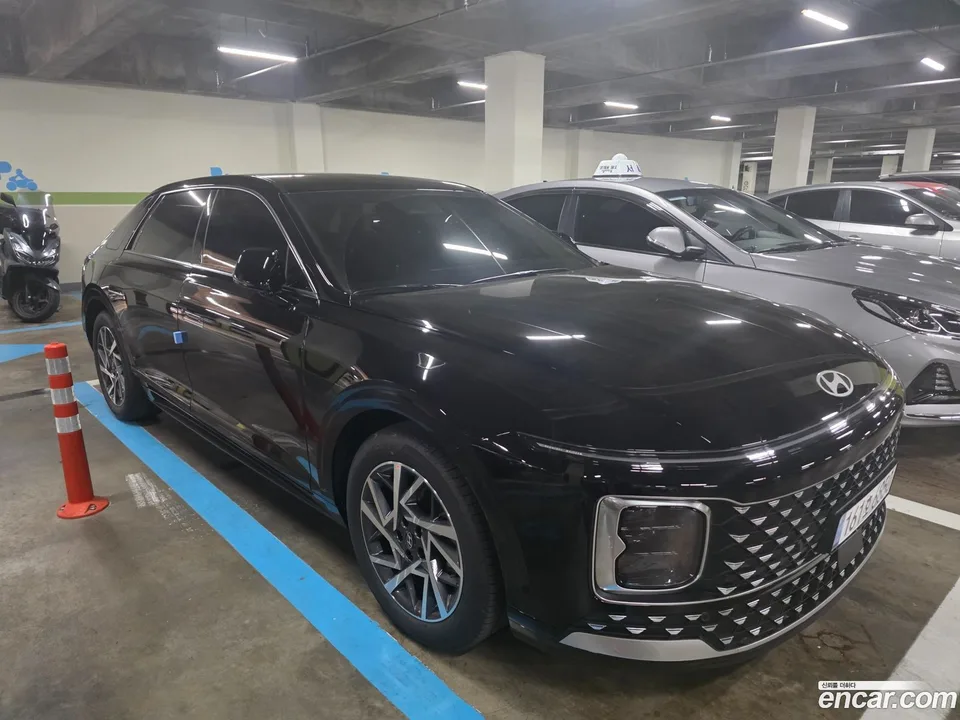 Hyundai Grandeur Hybrid 2026 — фото 1, купить с доставкой в Москву