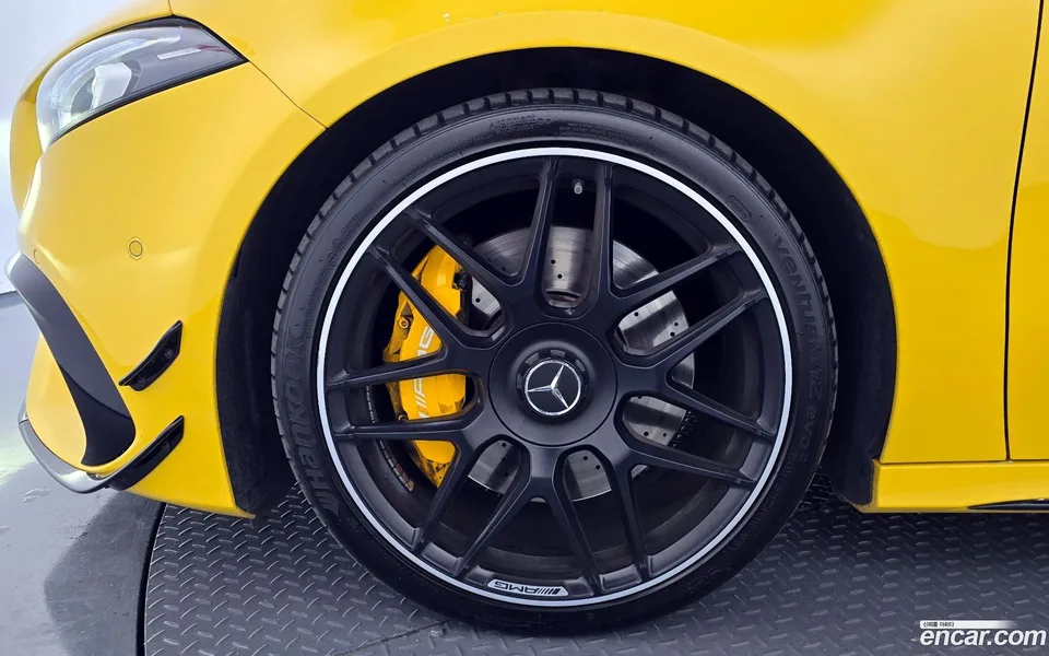 Mercedes-Benz A-Class AMG A45 4MATIC+ 2023 — миниатюра 2