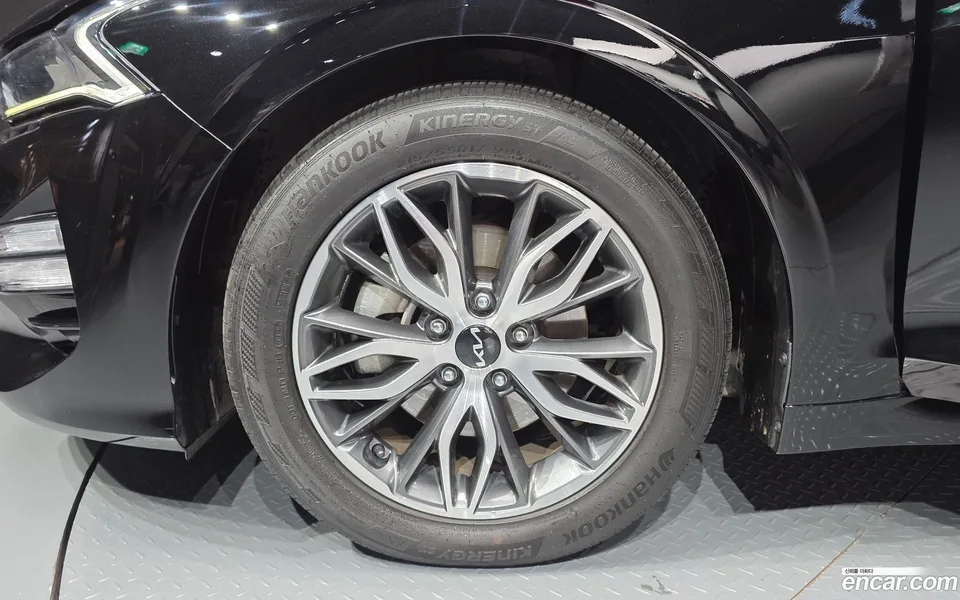 Kia K5 2.0 2023 — миниатюра 2