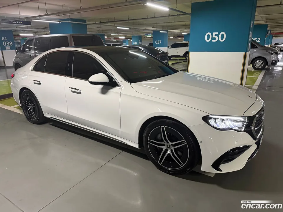 Mercedes-Benz E-Class E200 AMG Line 2025 — миниатюра 5