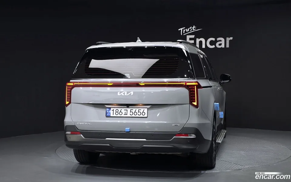 Kia Carnival HEV 7 2024 — миниатюра 4