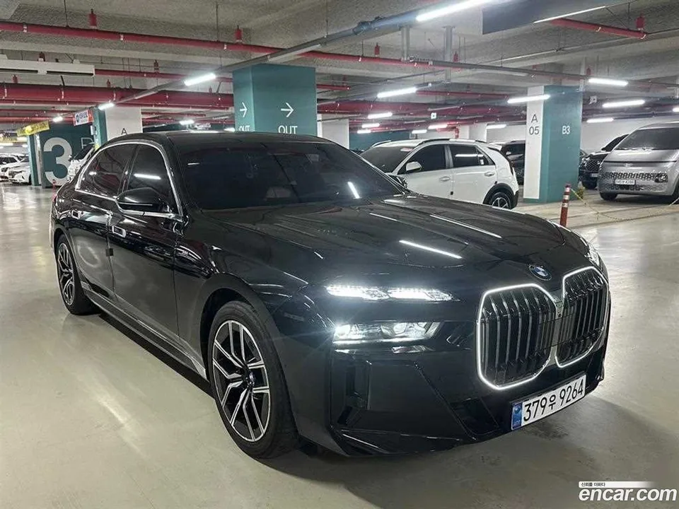 BMW 7 Series 740d xDrive M 2024 — photo 1, buy with delivery to Moscow