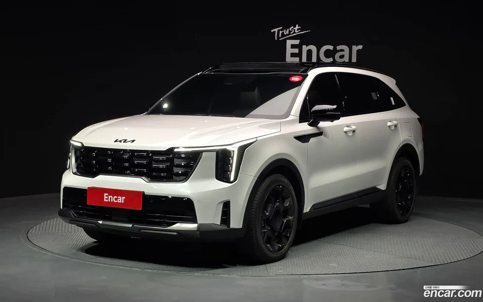 Kia Sorento 2.5T 4WD 2025 — фото 1, купить с доставкой в Москву