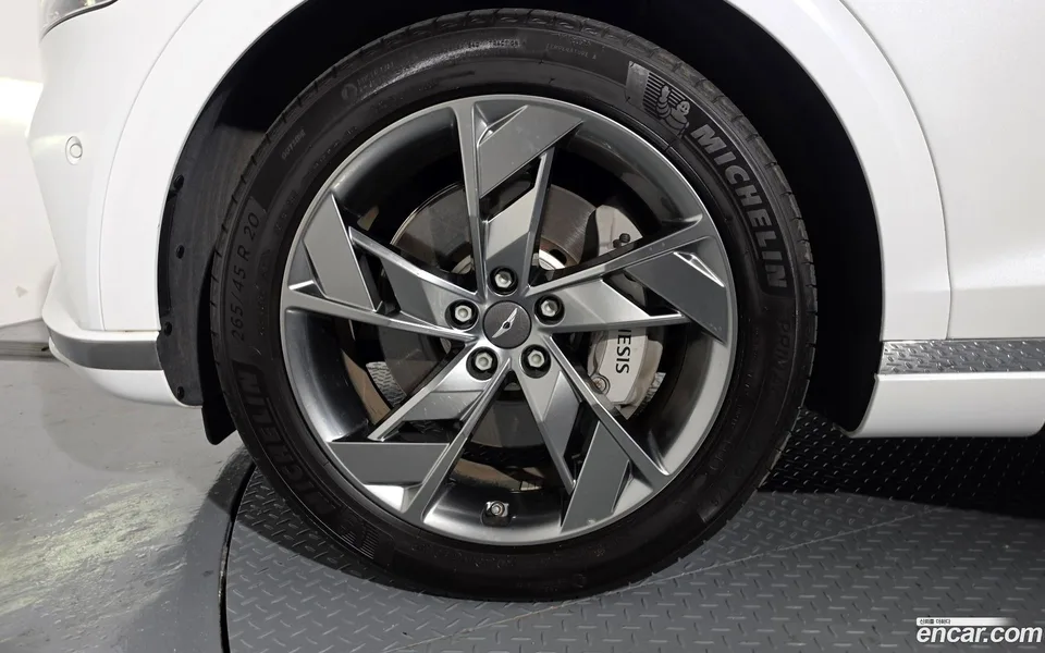 Genesis Electrified GV70 e-AWD 2022 — миниатюра 2