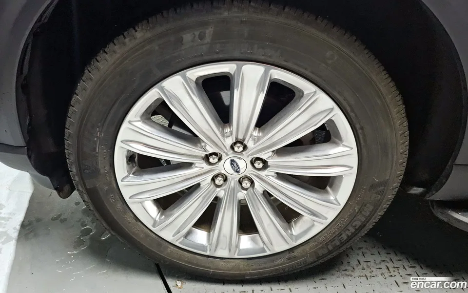 Ford Explorer 2.3 4WD 2022 — миниатюра 5